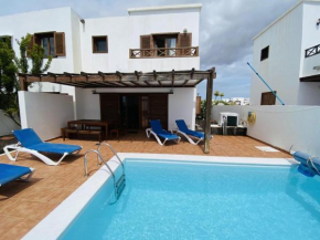 Villa private heated pool Playa Blanca